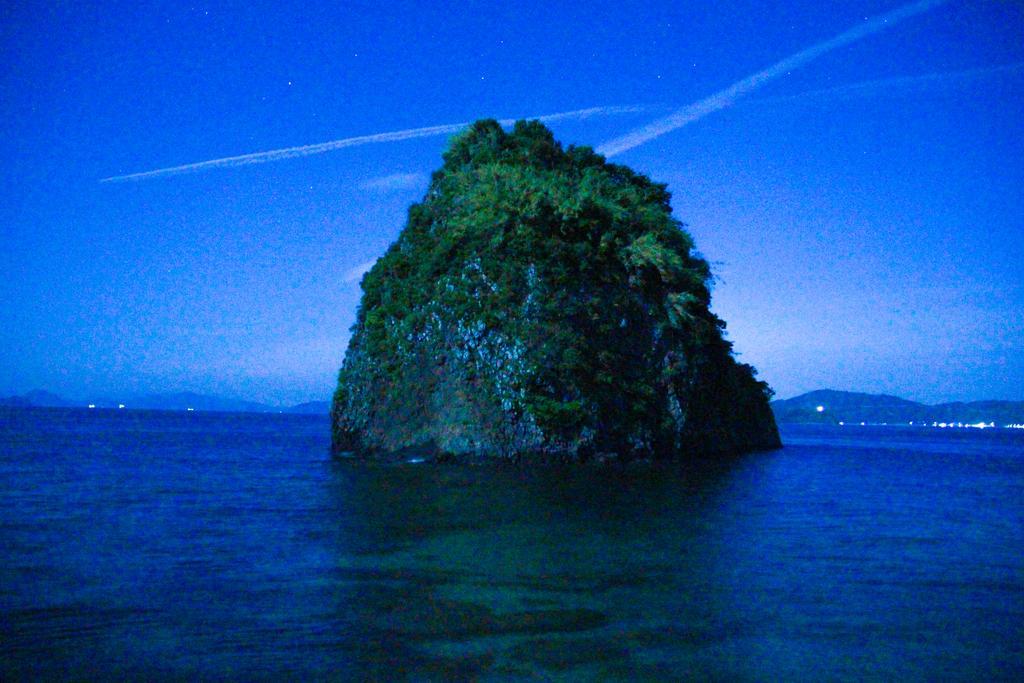 なにもない幸せな島のリトリート宿 The Bonds Matsuyama  Exterior foto